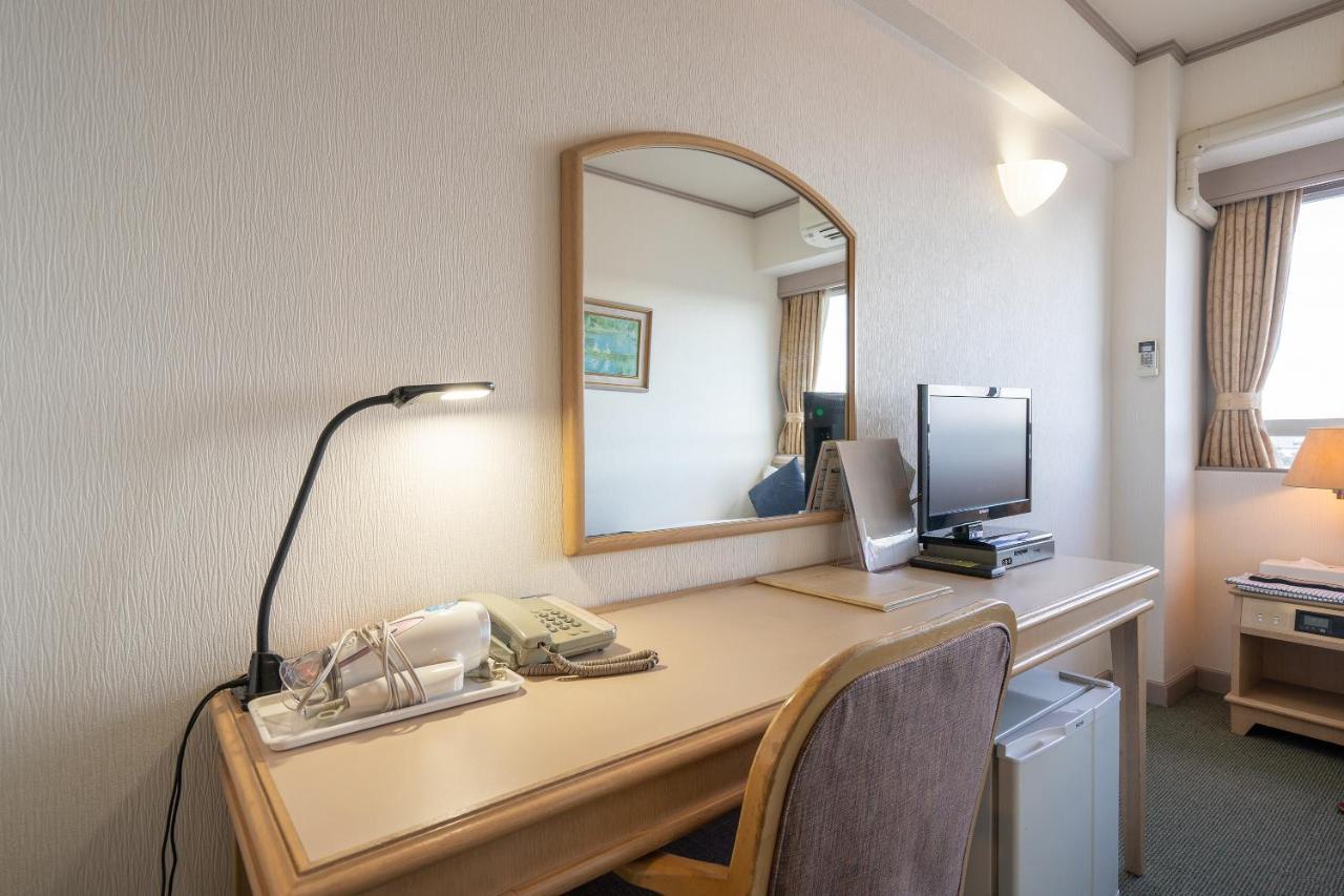 Tabist Hotel Ginga Kisarazu Bagian luar foto